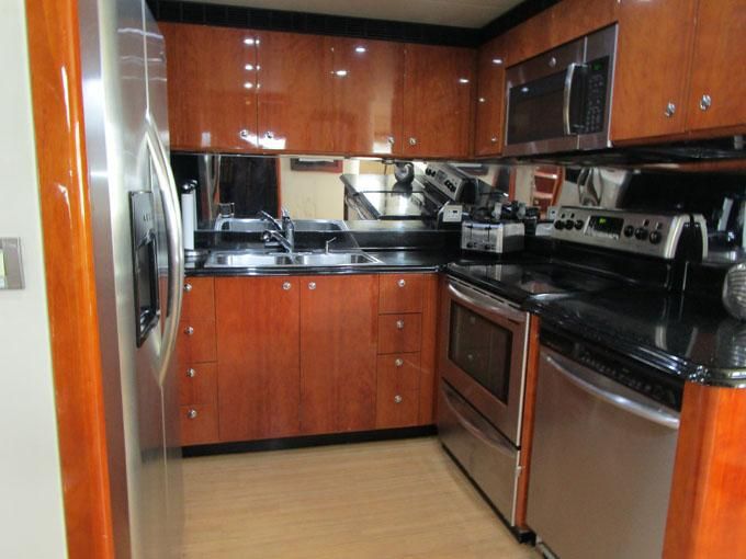 2002 Cheoy Lee Sport Motor Yacht