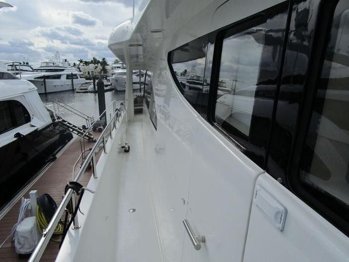 2002 Cheoy Lee Sport Motor Yacht