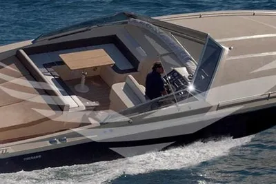 Tornado 38' FLUSH DECK