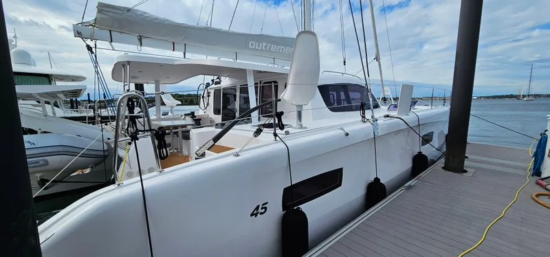 Pelican Yacht Photos Pics 