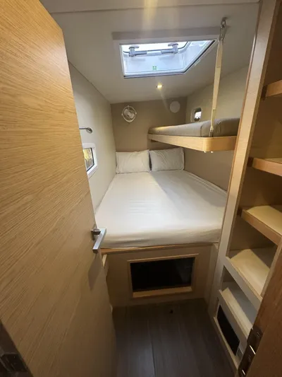 Pelican Yacht Photos Pics 