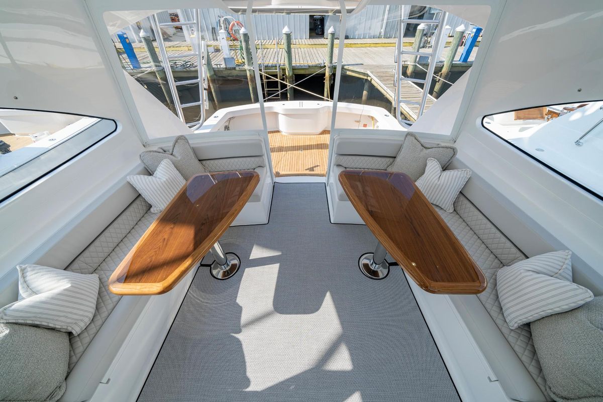 2024 Viking 48 