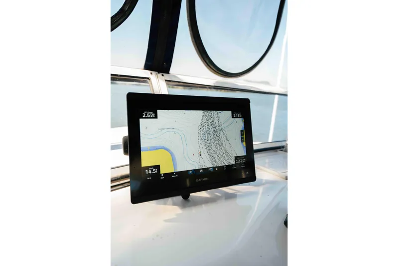  Yacht Photos Pics Garmin navigation display on 2004 Stardust Cruisers houseboat, showing detailed marine map.