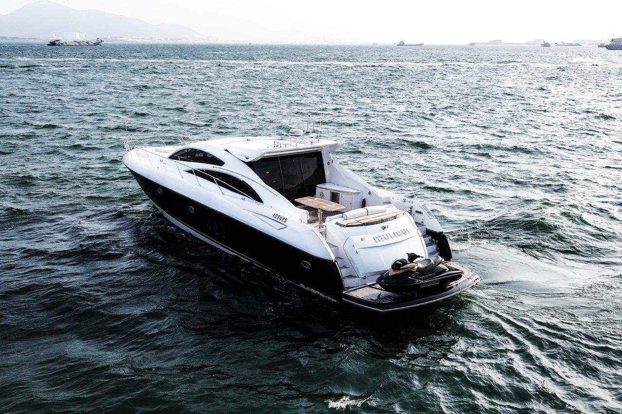 2007 Sunseeker Predator 72