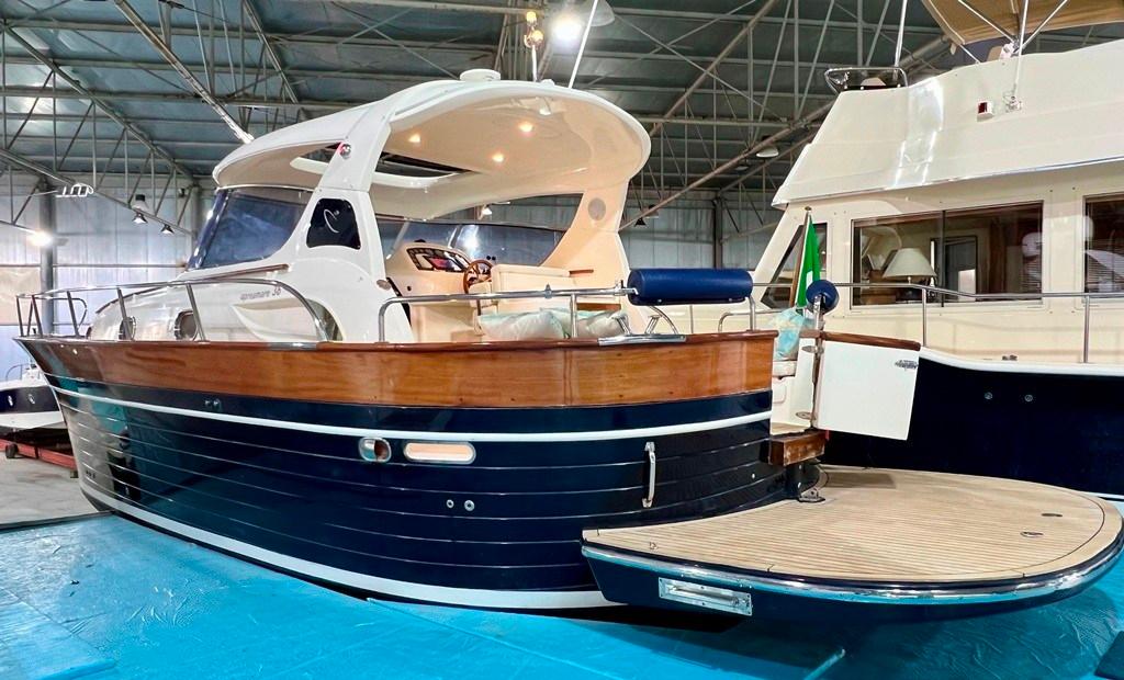 2010 Apreamare 38 Comfort Hard Top