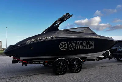 2015 Yamaha Boats Yamaha 242 Limited S