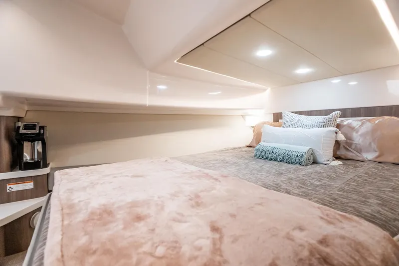 Da Better Boat Yacht Photos Pics 