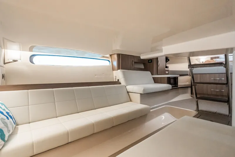 Da Better Boat Yacht Photos Pics 