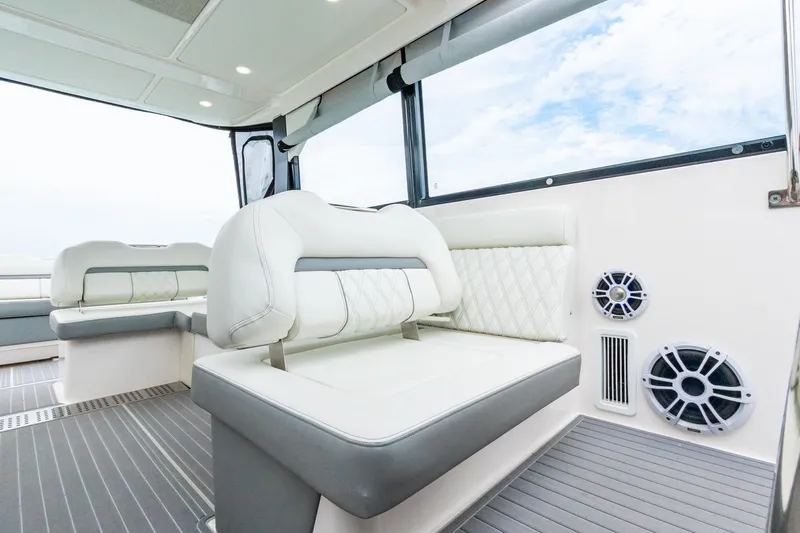 Da Better Boat Yacht Photos Pics 