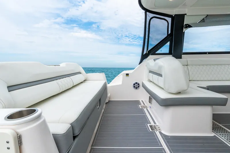 Da Better Boat Yacht Photos Pics 