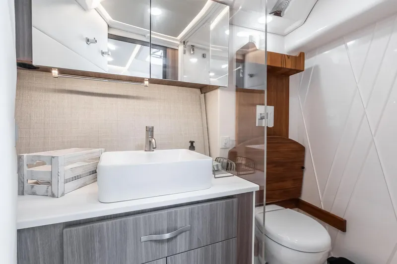 Da Better Boat Yacht Photos Pics 