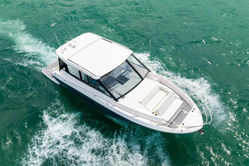 Da Better Boat Yacht Photos Pics 