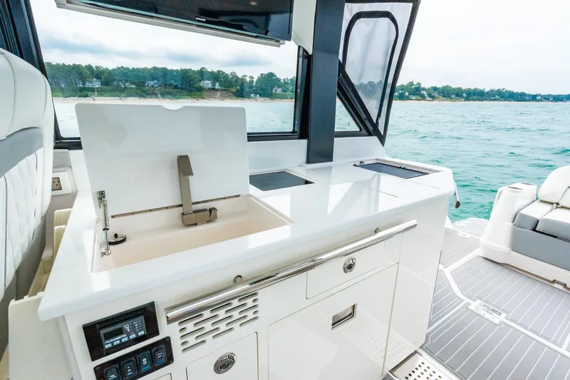 Da Better Boat Yacht Photos Pics 