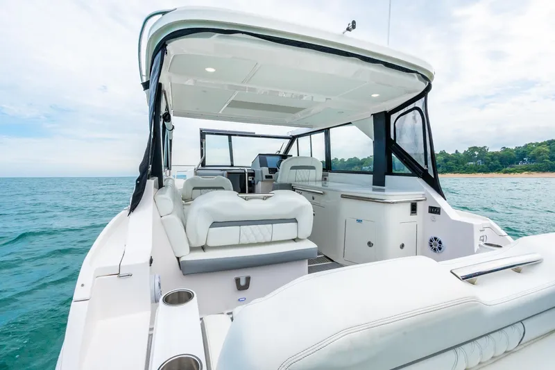 Da Better Boat Yacht Photos Pics 