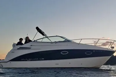 Maxum 2500 SE