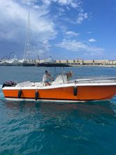2005 White Shark 285