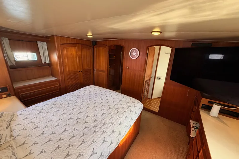 All The Way Yacht Photos Pics Luxurious bedroom interior of 1984 Hartman-Palmer 60 Flush Deck Motor Yacht.
