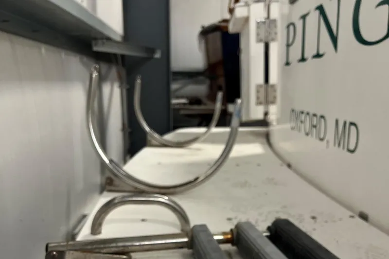 Ping Yacht Photos Pics Legacy 40' Flybridge 1998 boat interior with metal fixtures, Oxford, MD.