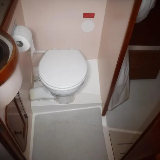 Ping Yacht Photos Pics 