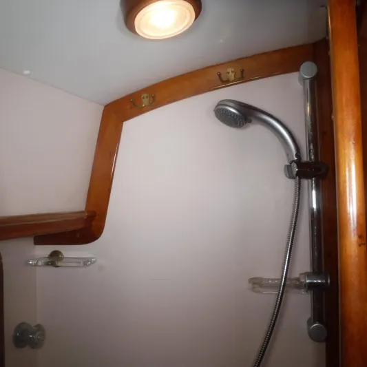 Ping Yacht Photos Pics 