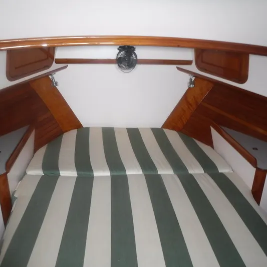 Ping Yacht Photos Pics 