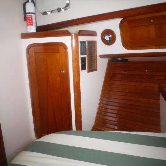 Ping Yacht Photos Pics 