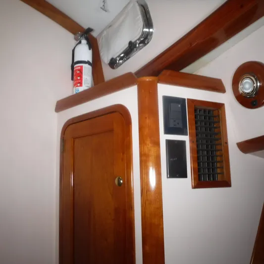 Ping Yacht Photos Pics 