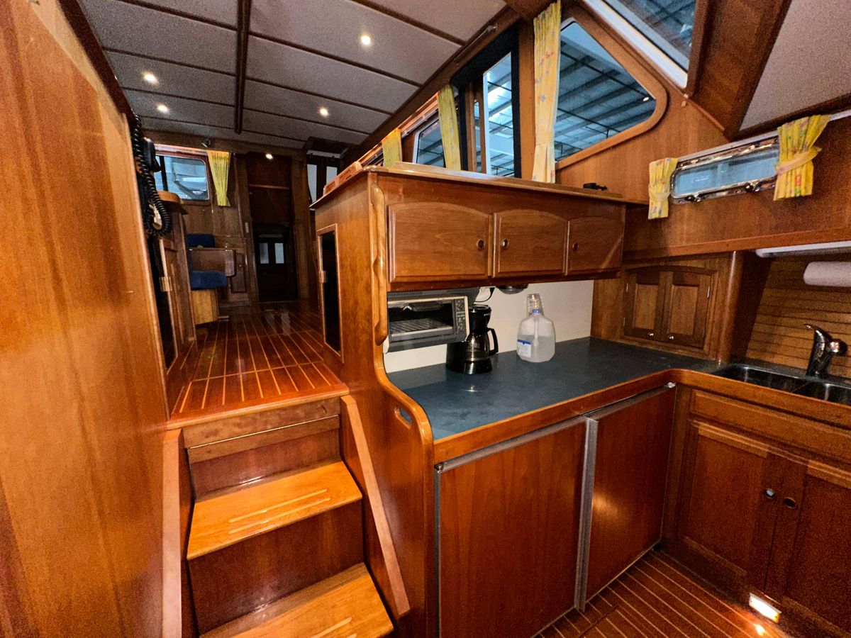 2001 Sabre 43 