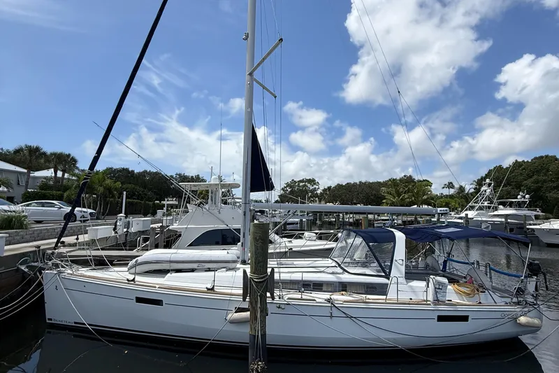 Wildflower III Yacht Photos Pics 