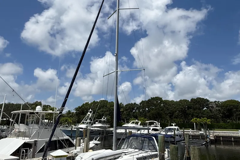 Wildflower III Yacht Photos Pics 