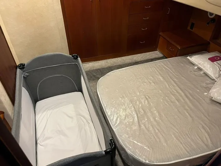 Speedy Banana Yacht Photos Pics 