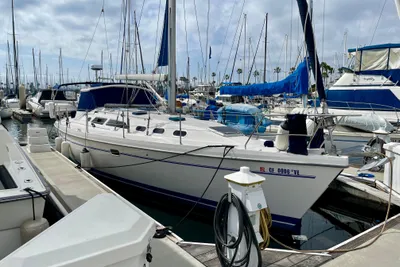 Catalina 380