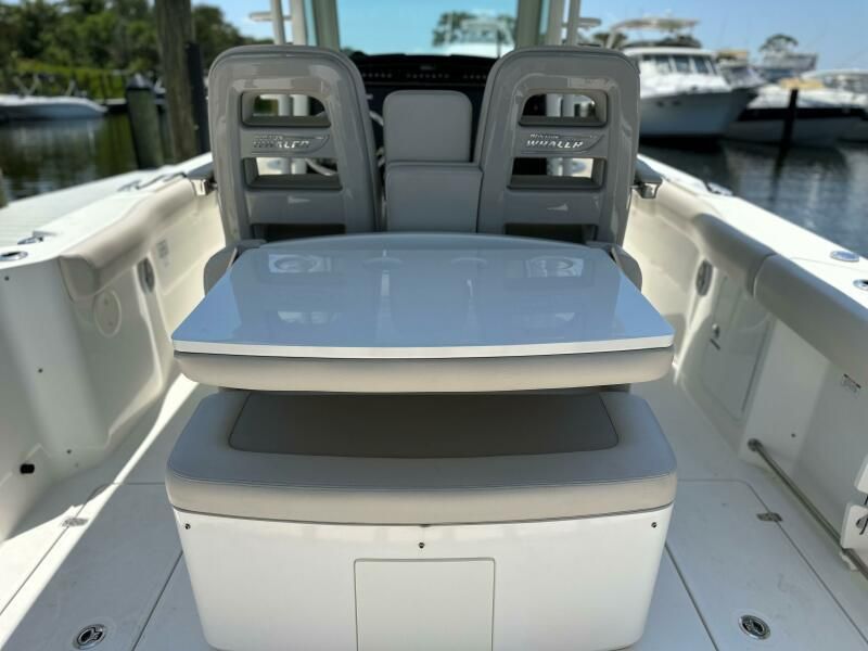 2016 Boston Whaler 330 Outrage