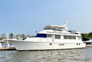 2000 74' Hatteras-74 Motor Yacht Holland, MI, US