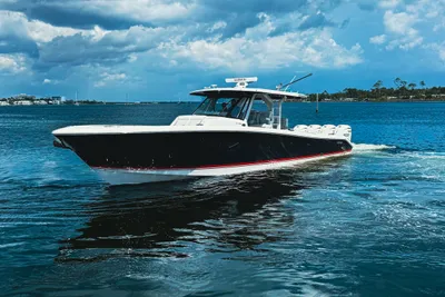 Pursuit S 428