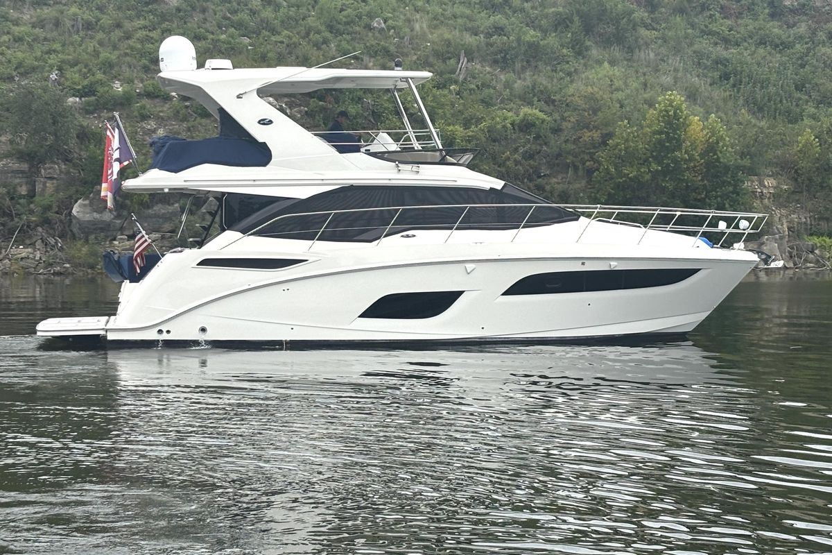 2018 Sea Ray 46 