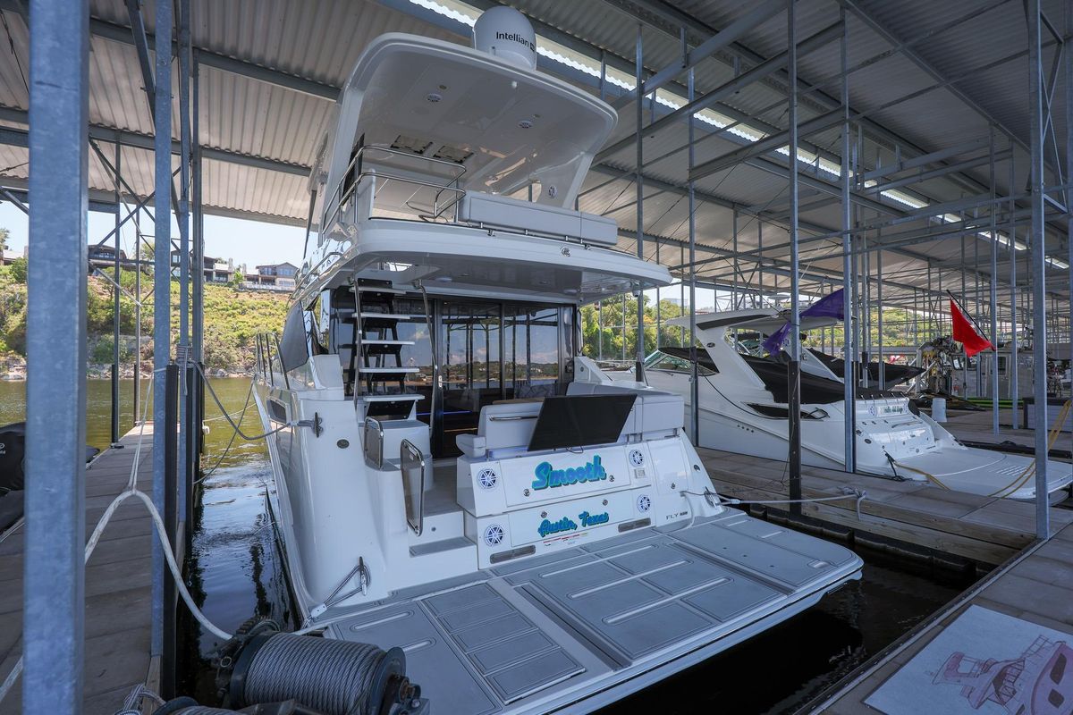 2018 Sea Ray 46 