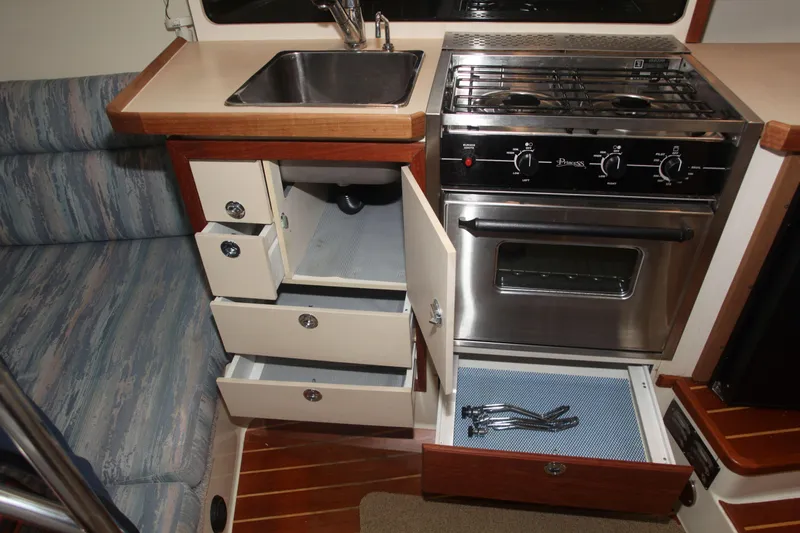 Morning Star V Yacht Photos Pics 