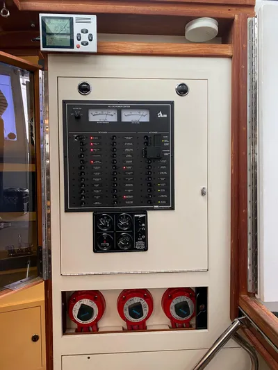 Morning Star V Yacht Photos Pics 