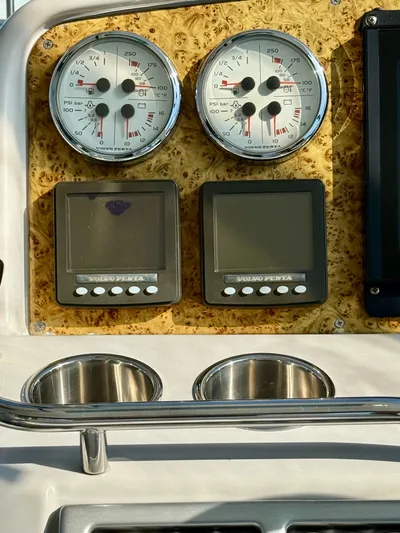 How We Roll Yacht Photos Pics 