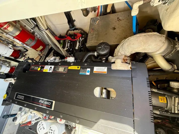 How We Roll Yacht Photos Pics 