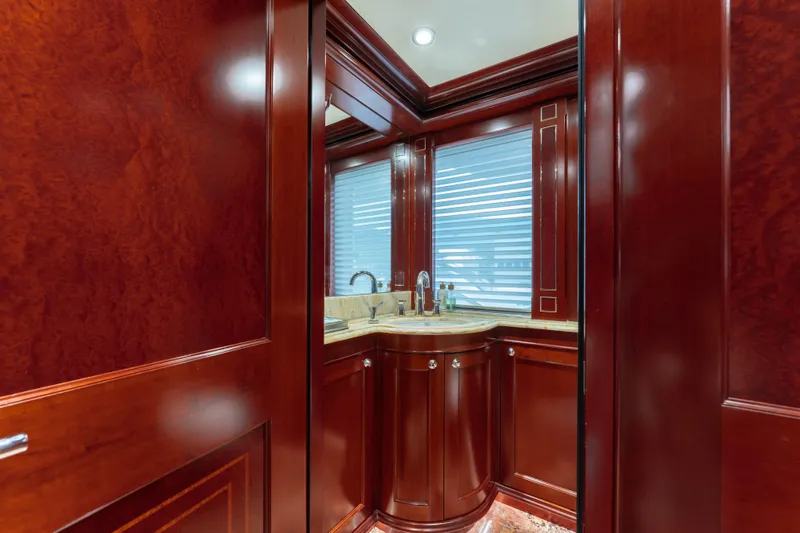 Beothuk Yacht Photos Pics Luxurious wooden interior of 2008 Kuipers Woudsend Doggersbank Offshore yacht bathroom.