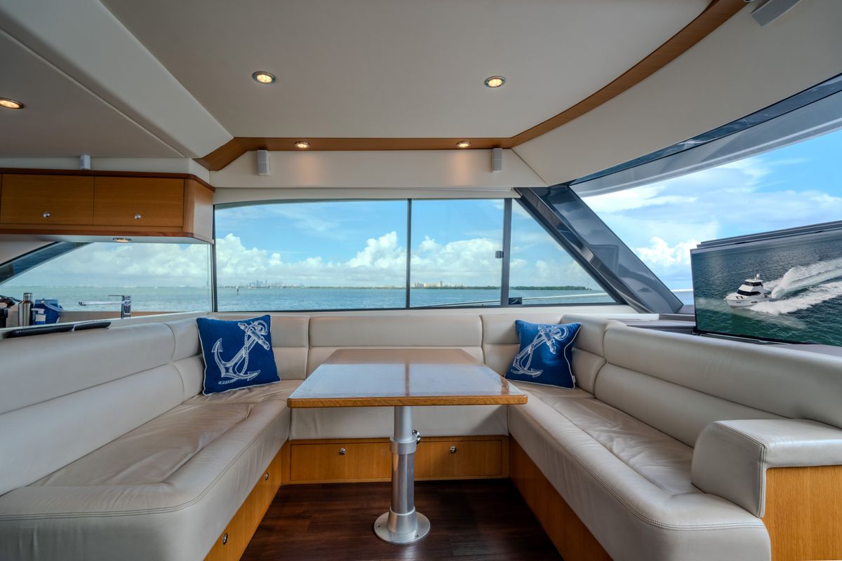 2016 Riviera 52 