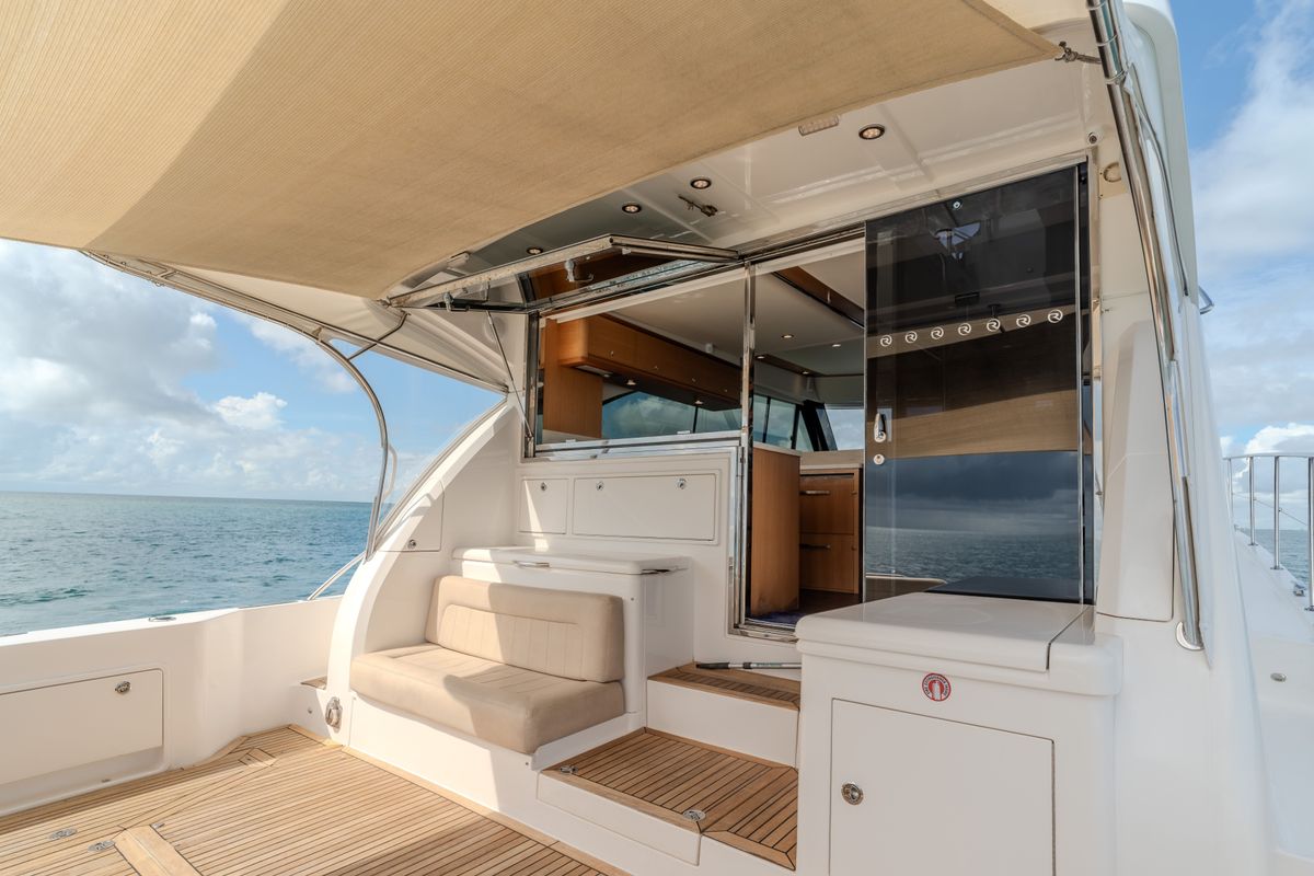2016 Riviera 52 