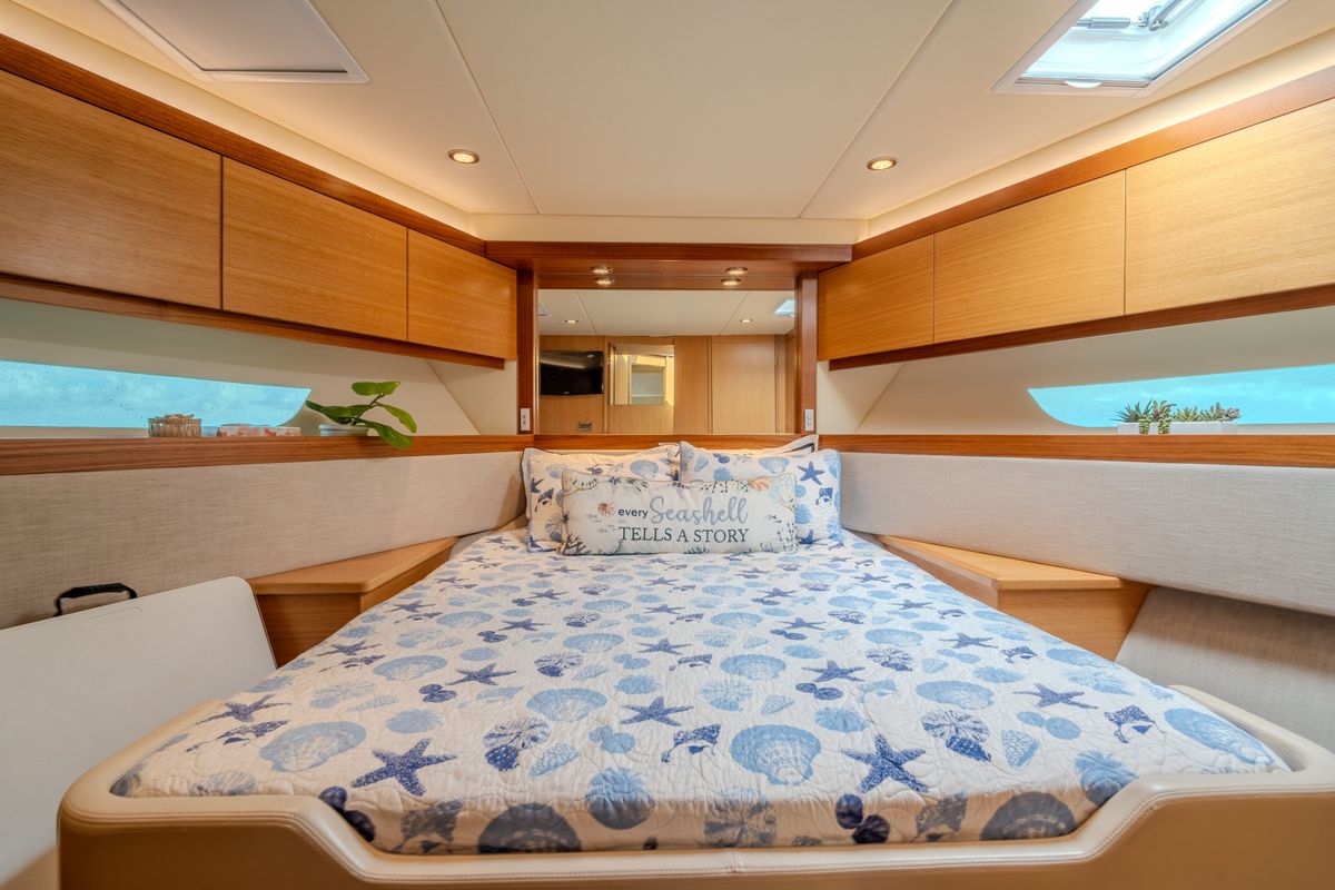 2016 Riviera 52 