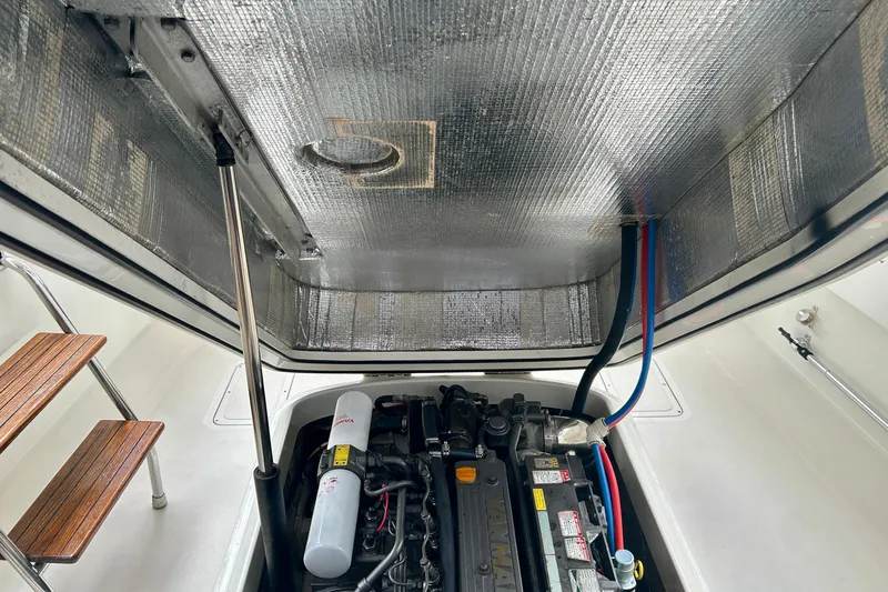 Clarity Yacht Photos Pics 