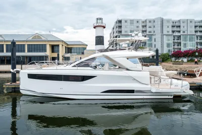 Jeanneau DB|43 Outboard