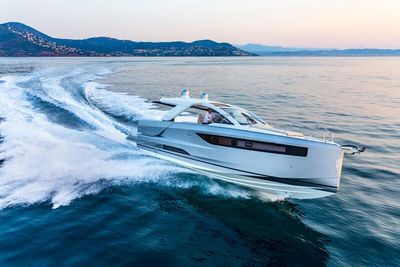 Jeanneau DB|43 Outboard