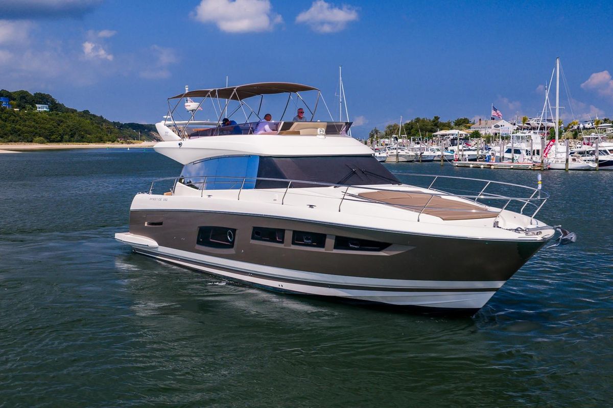 2014 Prestige 55 
