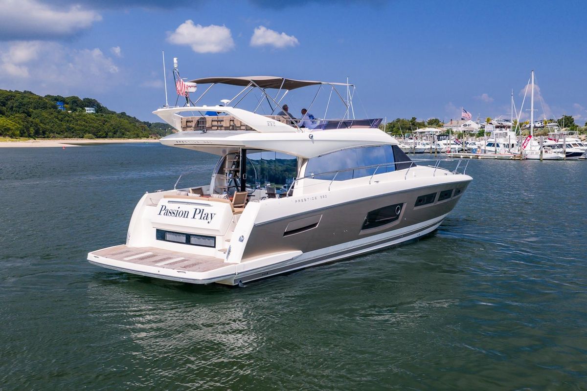 2014 Prestige 55 